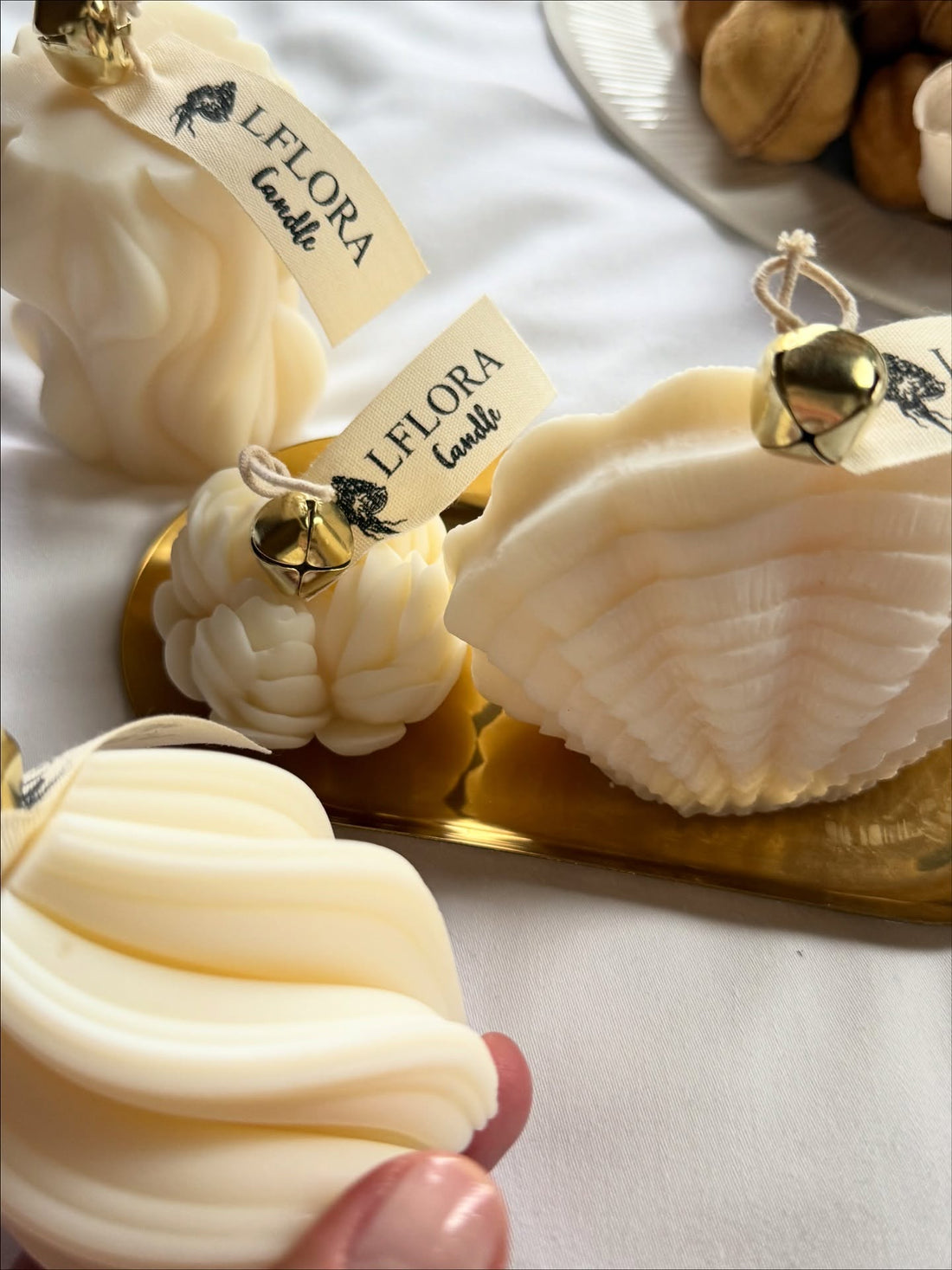 Velvet Shell Candles