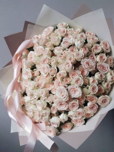 Tender spray roses