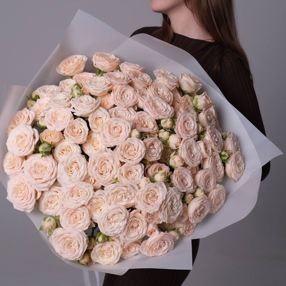 Cream roses - Image 3
