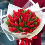 Scarlet Tulip Mono Bouquet